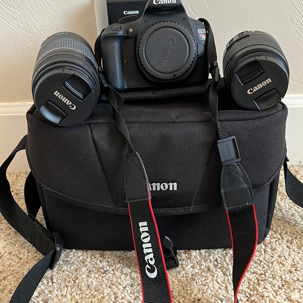 Canon EOS rebel T5 camera